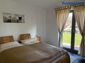 Gemütliche Ferienwohnung mit Sonnenterrasse - Image 2
