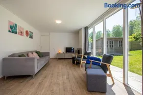 Welcome in - Vakantiehuis met grote zonnige tuin, aan het Veerse meer I Inlaag 20 - Image 3