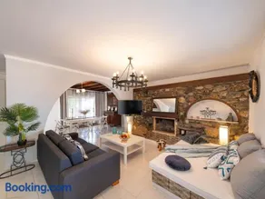 Beach House By The Sea - Image 3