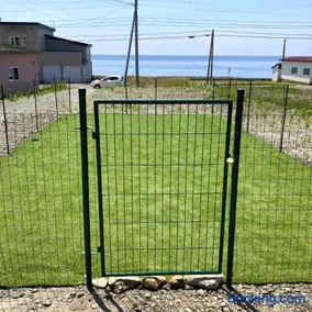 Private villa with a dog run and ocean view - Image 2