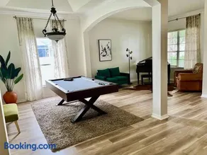 Spacious 5BR Private Home, Private Pool & Salt Water Spa, Minutes from Beaches - Image 2