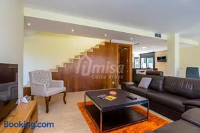 Oasis House - Image 3