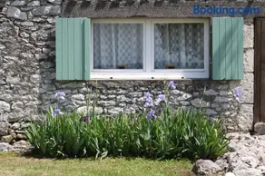 Bouye Gite Accommodation - Image 4