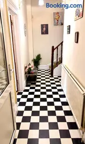 Ramsgate Corner Retreat - Image 1
