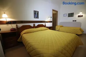 Hotel Aquila & Edelweiss - Image 2