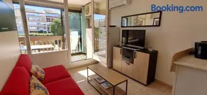 Studio with Balcony Pool & Parking - Image 3