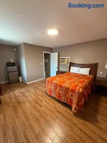 Fairway Inn - Image 2
