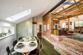 3 Bed in Edenbridge oc-o34127 - Image 2