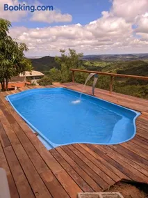 Sítio com Piscina para 20 Pessoas 30 min de BH - Image 1