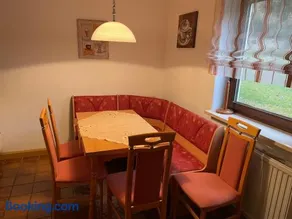 Atractivo apartamento con jardín, barbacoa y terraza - Image 2