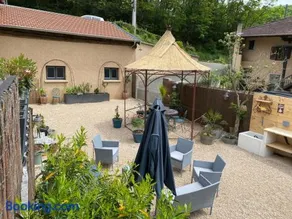 Maison sur cour - Image 2