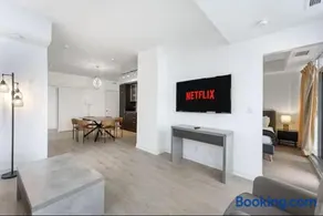 Spacious Downtown 3BR Walk to Union Station - Image 2