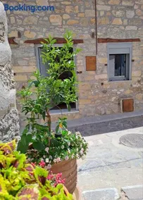 Prina Stone Retreat - Image 1
