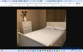Master Bedroom private bathroom 23 minutes airport - Image 3