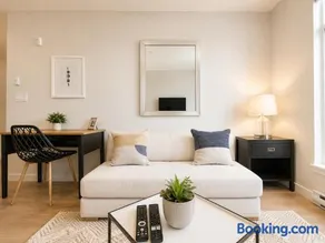 Lovely Brand New Condo - Image 3