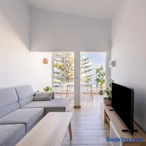 Coastal Vista: retreat in nature - Image 1