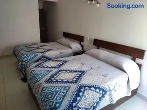 HOTEL PLAZA - Image 2