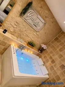 Loft Suite de luxe - Jacuzzi - SPA - Balnéo Vendôme - Image 4