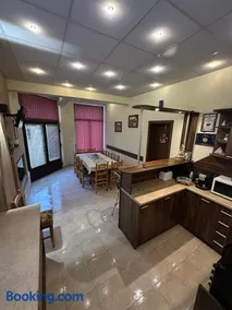Advel Guest House - Image 2