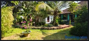 Dutch Square Hostel - Image 2
