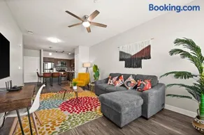Serene Space with Easy City Access - Image 3