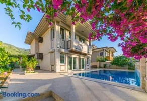 Villa Şükran Daily Weekly Rentals İçmeler - Image 1