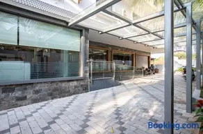 Royal Residency - Image 3