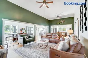 Golf Course Home with Pool and Hot Tub Near Lake and State Park - Image 5