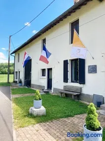 La Tulipe, ruime adult-only gîte met zwembad jeu de boules en taverne in zeer rustige omgeving - Image 3