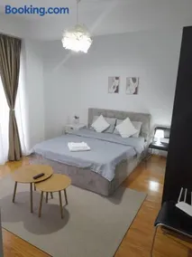 Garsoniera Spital Fundeni-Dragonul Rosu - Image 2