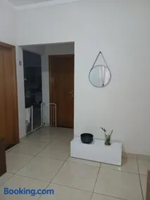Quarto Rustico em Alfenas - Image 5