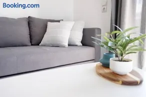 Airy Flat at Xenios Avlais - Image 4