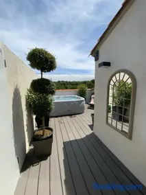 Le Rooftop Tropézien - Image 2