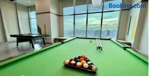 Metro Lounge Studio - Cozy Urban Living - Image 3