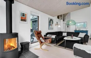 Three-Bedroom Holiday Home In Albak - Image 4