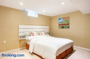 Cozy basement apartment in Newmarket - Image 1