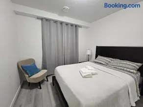 Non Smoking- Stylish Basement Suite Near Airport, Trails & Dining - Image 4