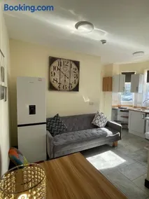 Studio flat in the heart of Manchester - Image 3