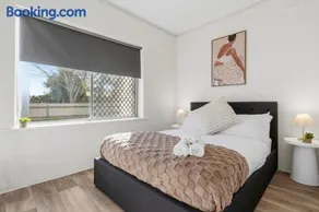 Prospect Hideaway - Close to City & Cafés - Image 1