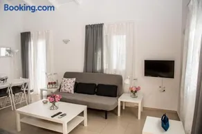 Nikis Apartment - Image 2