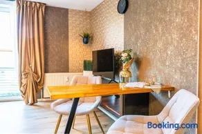 Golden Nugget inkl WLAN, Parkplatz Krankenhaus Detmold - Image 3