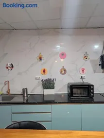 Hoomy Hostel - Image 2
