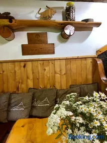 Malka Yurta Hut - Image 2