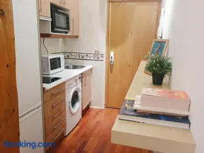 Enjoy a cosy studio in Malasaña BAR - Image 5