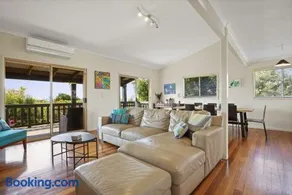 37 on Gouldian Court Peregian Beach - Image 2