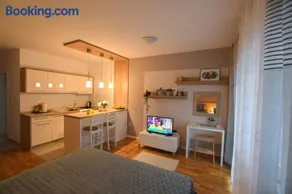 Apartment Plaža - Image 3