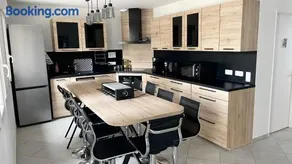 Magnifique villa 12 pers - 6 chambres avec salle de bain privative au Calme - 30 min Asterix - Ecrin de charme - Image 4