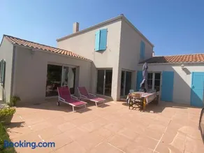 Villa avec jardin et piscine 3 minutes de la Rochelle - Image 2