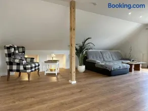 Neuwertige gemütliche Wohnung - Image 1