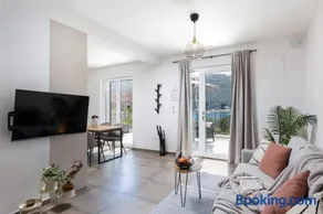 Honoris Apartment - Brand new - Private parking - 90 m from the beach- Terrace - Image 5